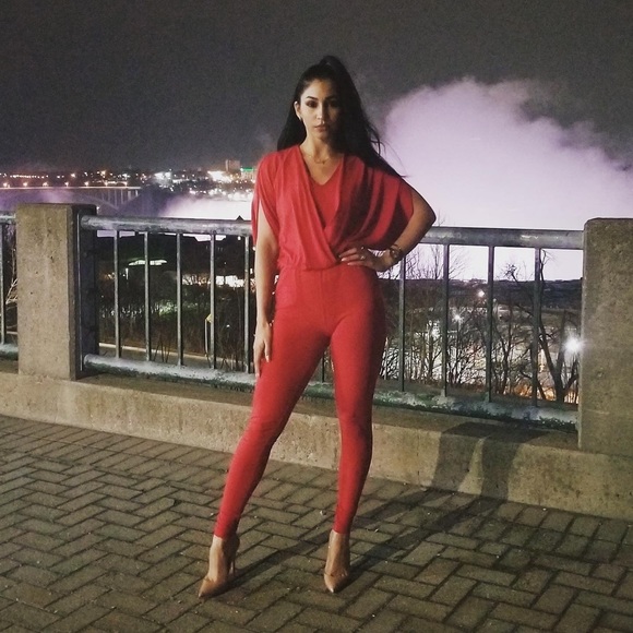 Red Guess Romper - Picture 1 of 4